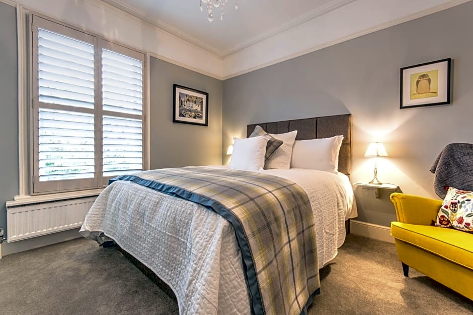 April House Weybridge - Boutique Guesthouse