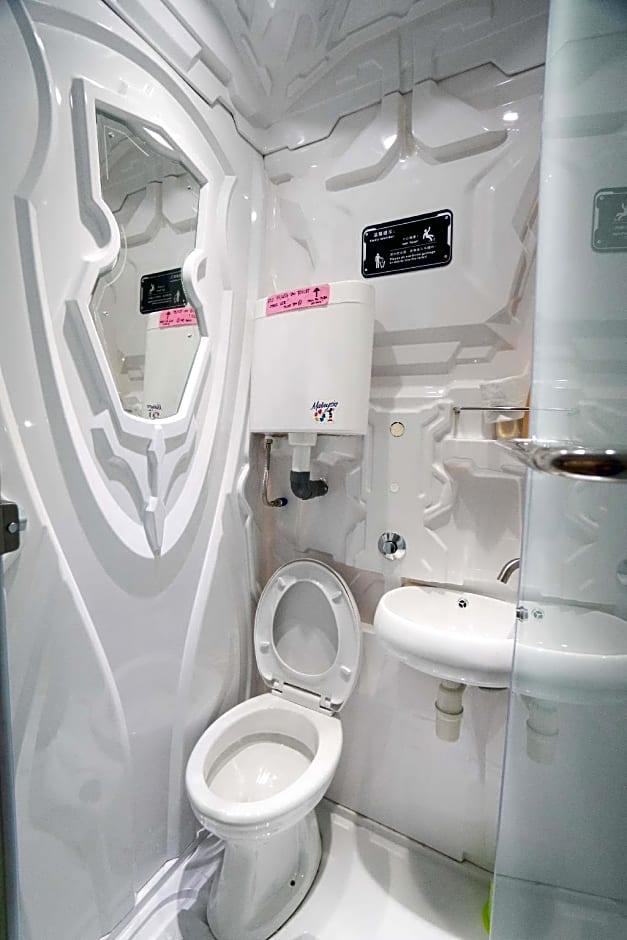 Seaview Capsule Hotel