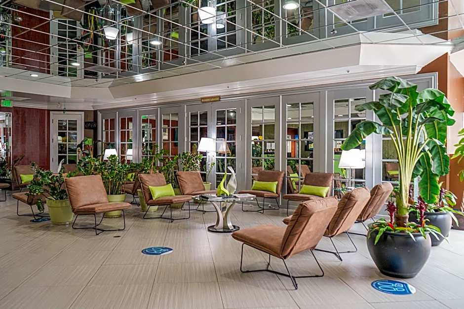 Uptown Oasis San Jose Airport