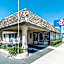 Motel 6 Kingsburg
