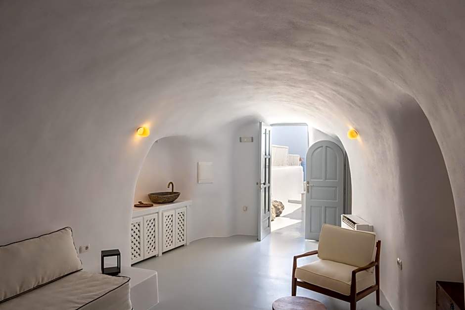 Oia Spirit Boutique Residences