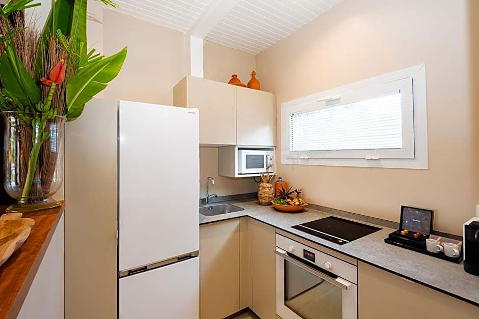 EAST KEYS - East Lagoon Suites