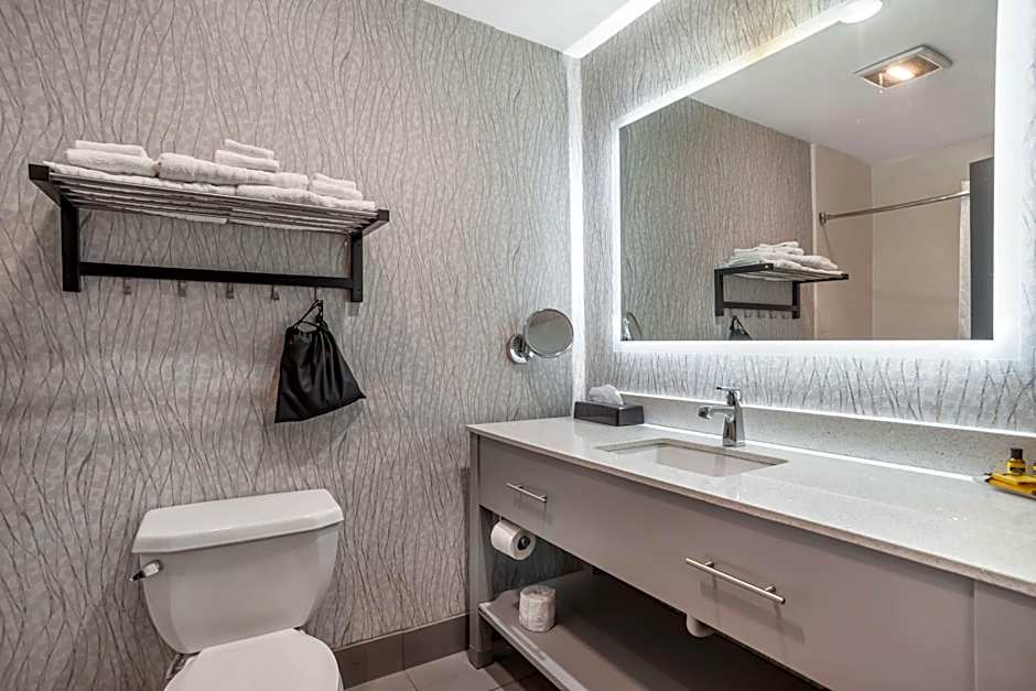 Best Western Plus Jackson Downtown-Coliseum