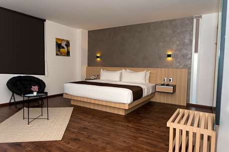 Superior King Room