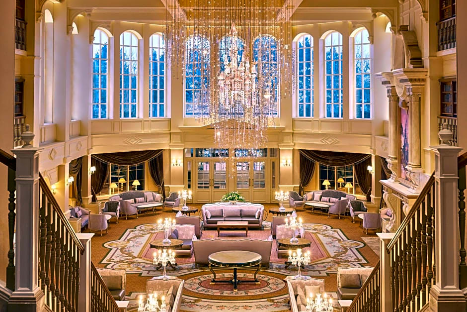 Disneyland® Hotel
