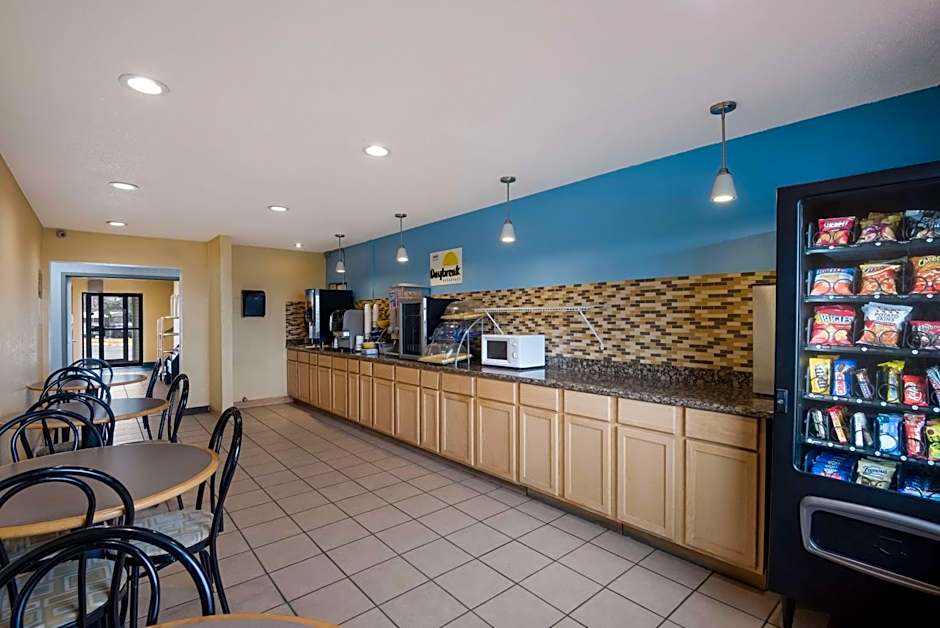 Days Inn by Wyndham Ankeny - Des Moines