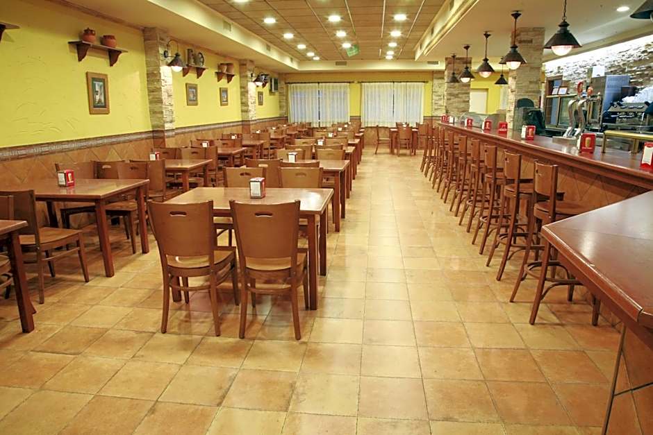 HOSTAL EL POLIGONO