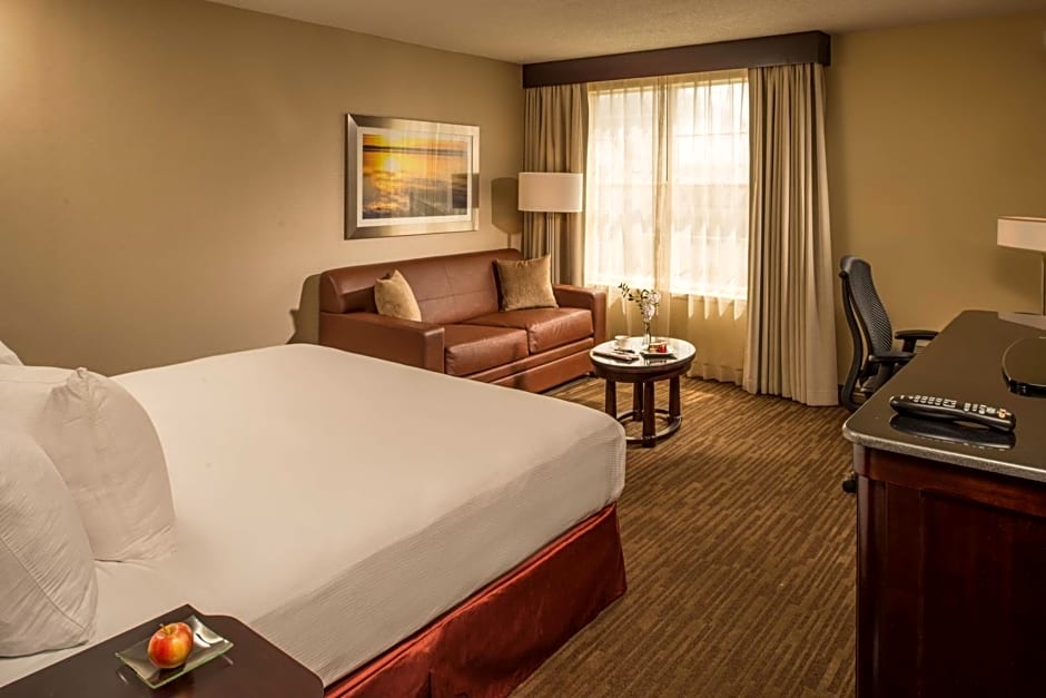 DoubleTree by Hilton Raleigh Durham Airport at Research Triangle Park