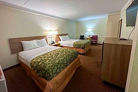 2 Queen Beds Nonsmoking