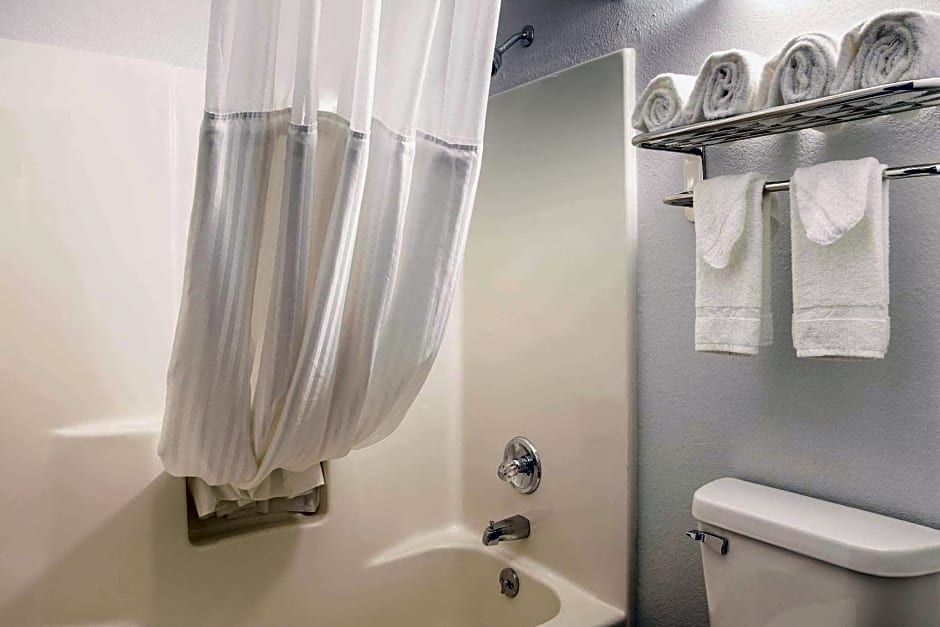 Quality Inn Marquette