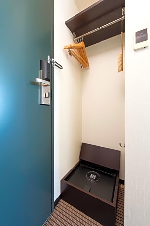 Renovated Double Room - Non-Smoking
