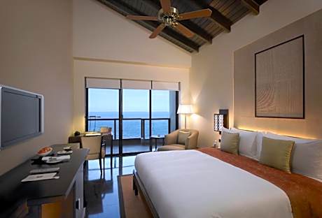 Premier Sea View Room