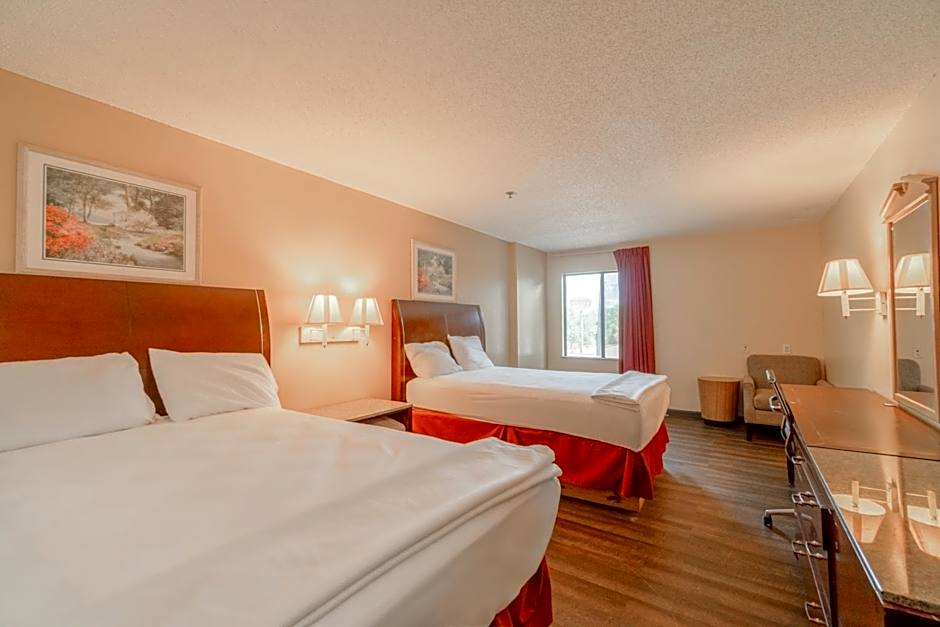 Capital O Fairway Inn - Baytown La Porte TX