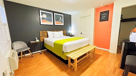 Queen Room