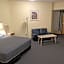 Mayfair Plaza Motel and Apartments