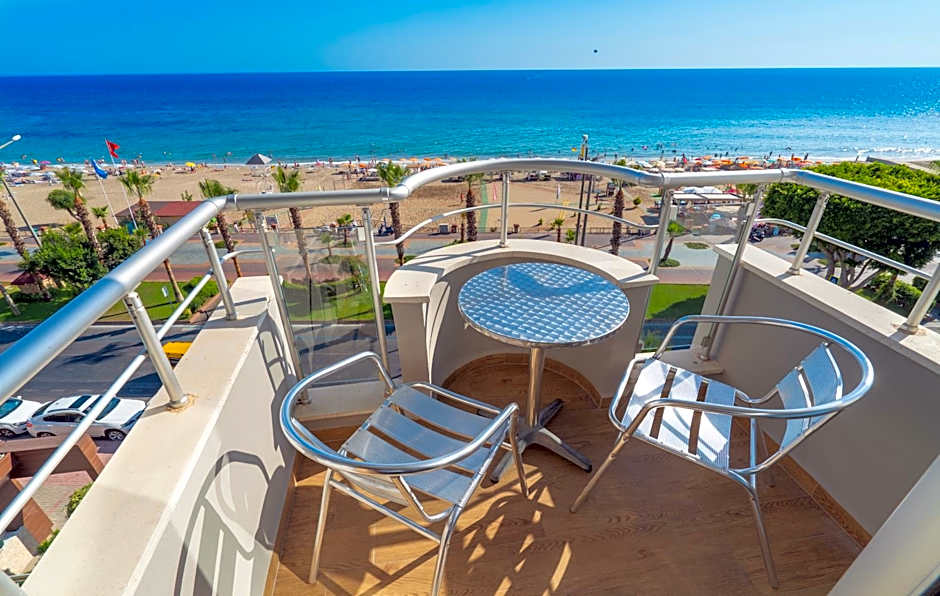 Kleopatra Celine Hotel