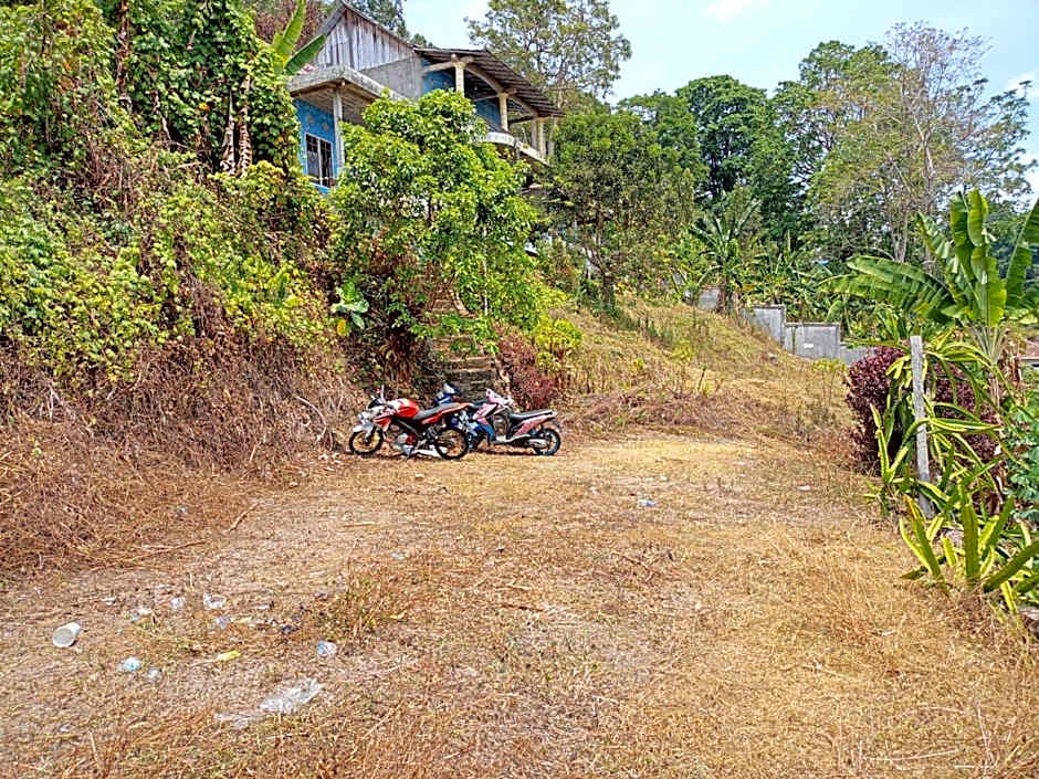 OYO 93241 Hotel Puri Azzura Danau Ranau Near Danau Ranau Pusri