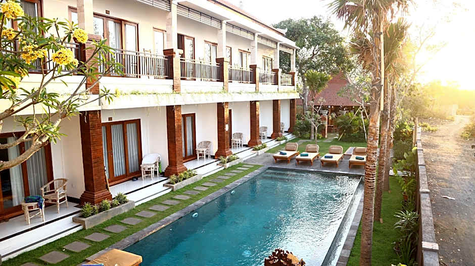 seno guesthouse and cafe