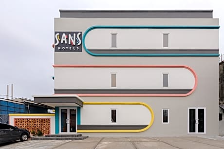 Sans Hotel Bekasi