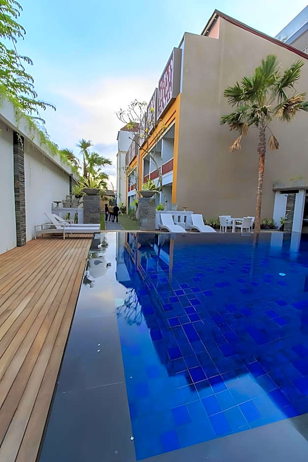 Kamini Legian Hotel