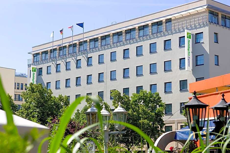 Holiday Inn Express Berlin City Centre By IHG