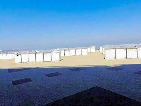 Cosy apartment directly on the beach in Knokke