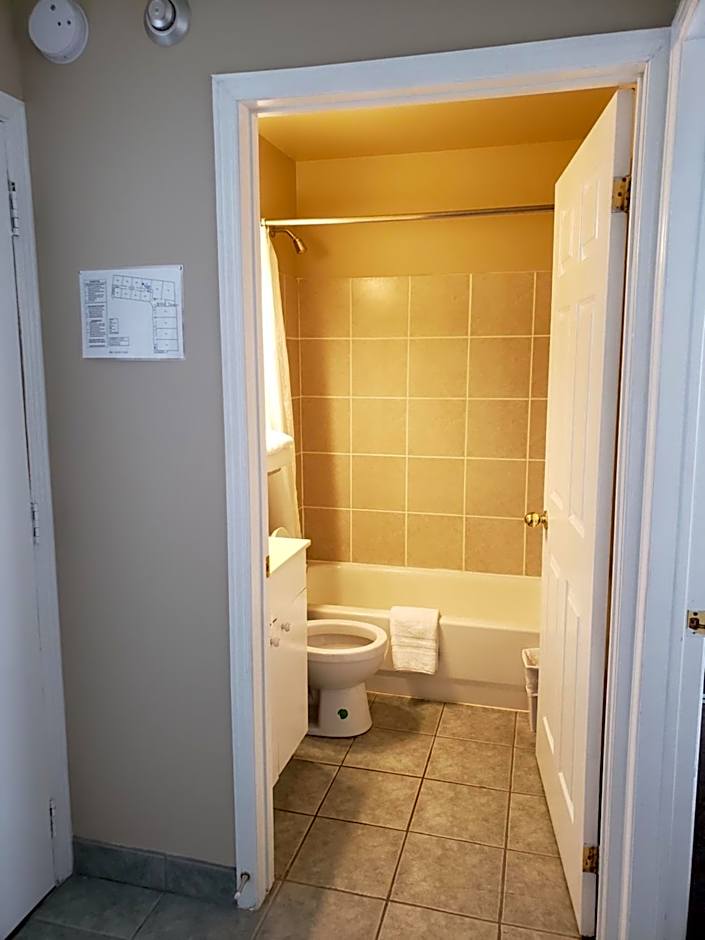 Shemron Suites Hotel