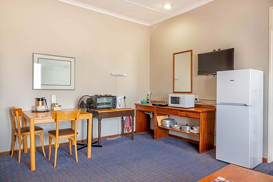 Karoo Country Inn
