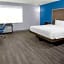 Tru By Hilton Gilbert