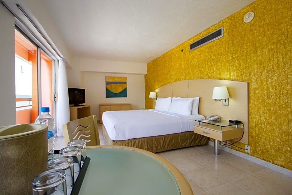HS HOTSSON Hotel Acapulco
