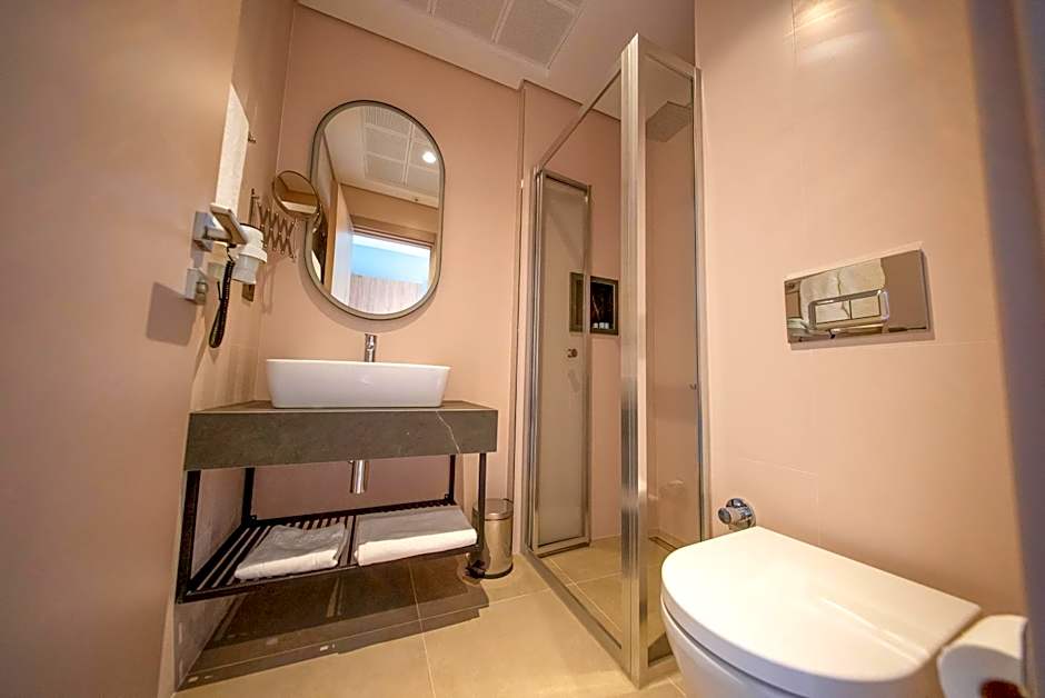 The Palm Bosphorus Hotel