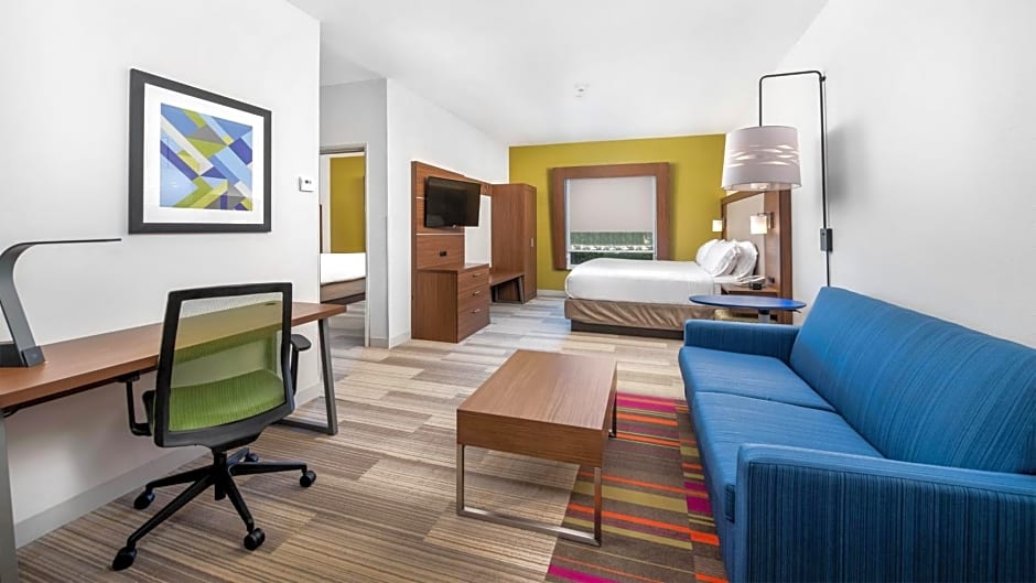 Holiday Inn Express Hotel and Suites Conroe I-45 North