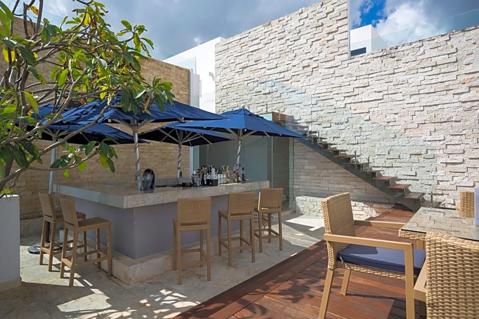 Anah Suites