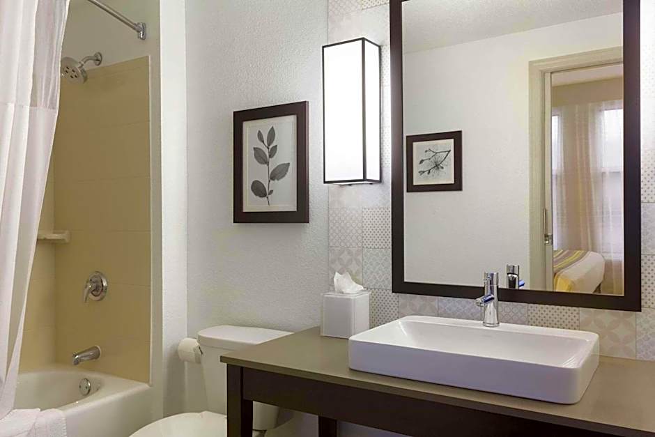 Park Plaza Minneapolis Mall of America – Bloomington, MN
