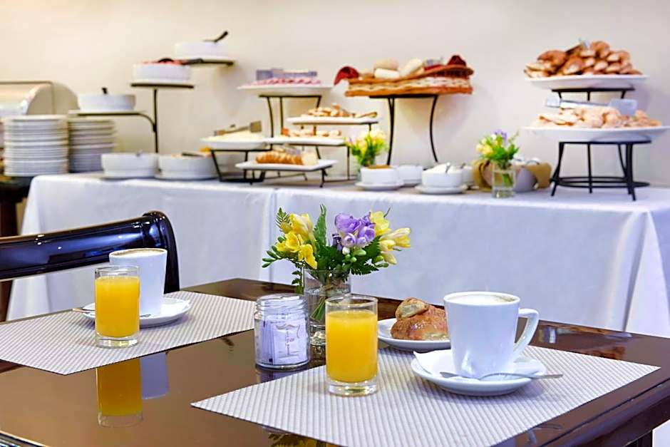 Argenta Tower Hotel & Suites