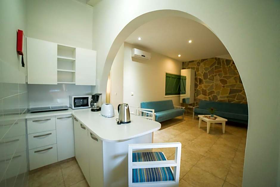 MyroAndrou Beach Hotel Apartments