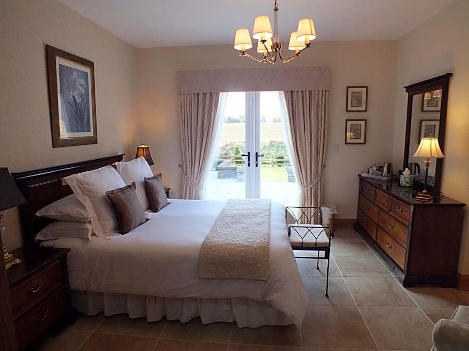 Crowfield Country House