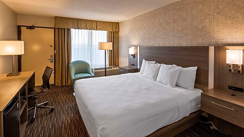 Best Western Mill River Manor