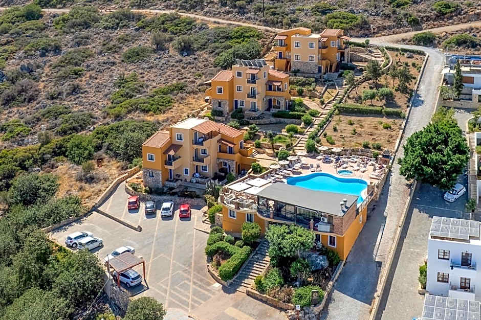 Driades Luxury Apartments by Estia