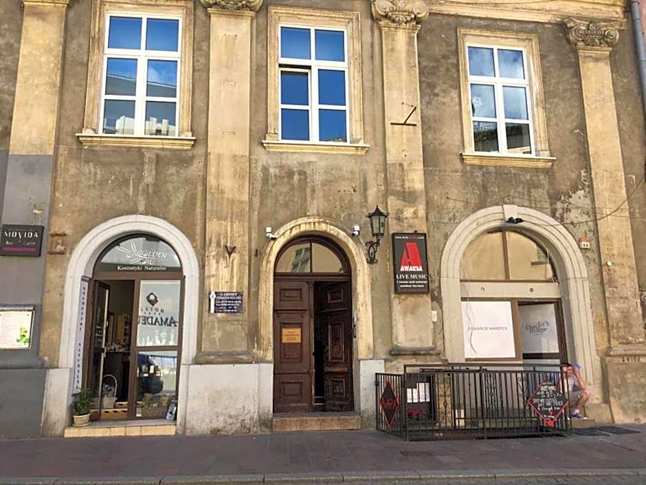 Green House – Krakow, MA