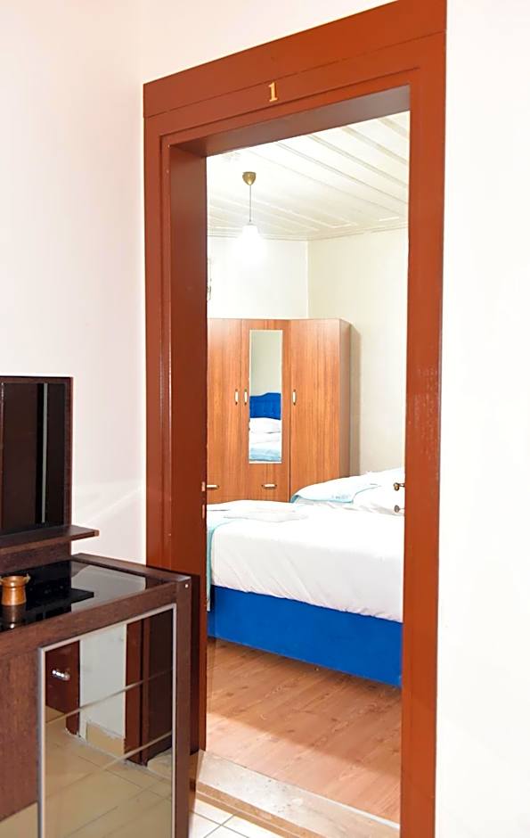 ÖZ Butik Otel Antik Kent Myrleia