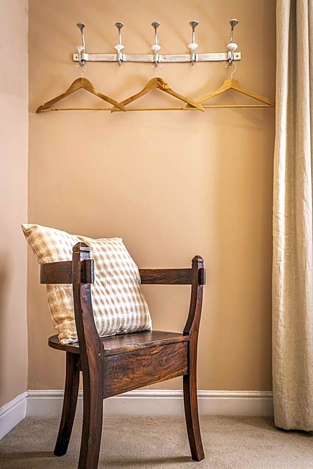 The Black Lion, Long Melford