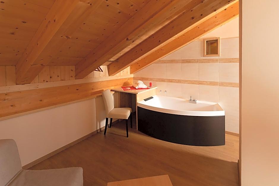 Hotel Meublè Adler - Rooms & Mountain Apartments