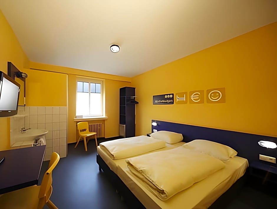 Bed'nBudget Expo-Hostel Rooms