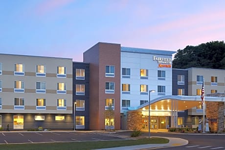 Fairfield Inn & Suites by Marriott Springfield Northampton/Amherst