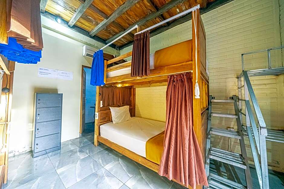 Tropical Canggu Hostel