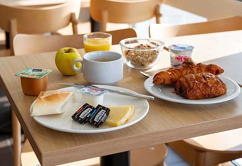 B&B HOTEL Calais Terminal Cité Europe 2 étoiles