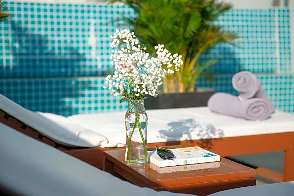 Seven Seas Hotel and Apartment