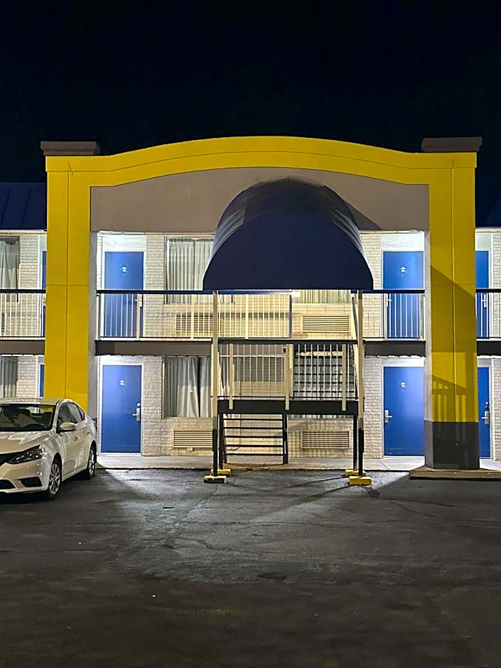 Days Inn by Wyndham Salina South