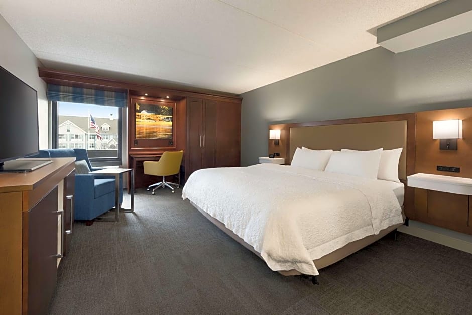 Hampton Inn By Hilton Appleton-Fox River Mall Area